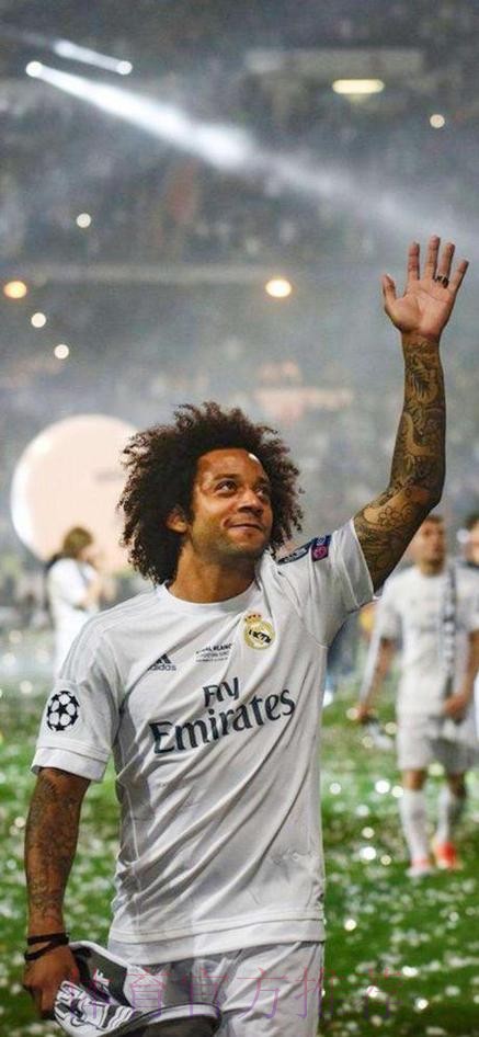 官方:36岁马塞洛宣布退役 结束20年职业生涯 官方:36岁马塞洛宣布退役 结束20年职业生涯